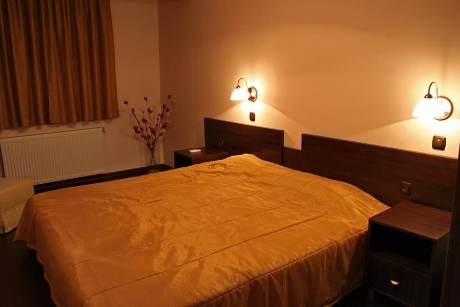 Hotel Finix Sandanski Quarto foto